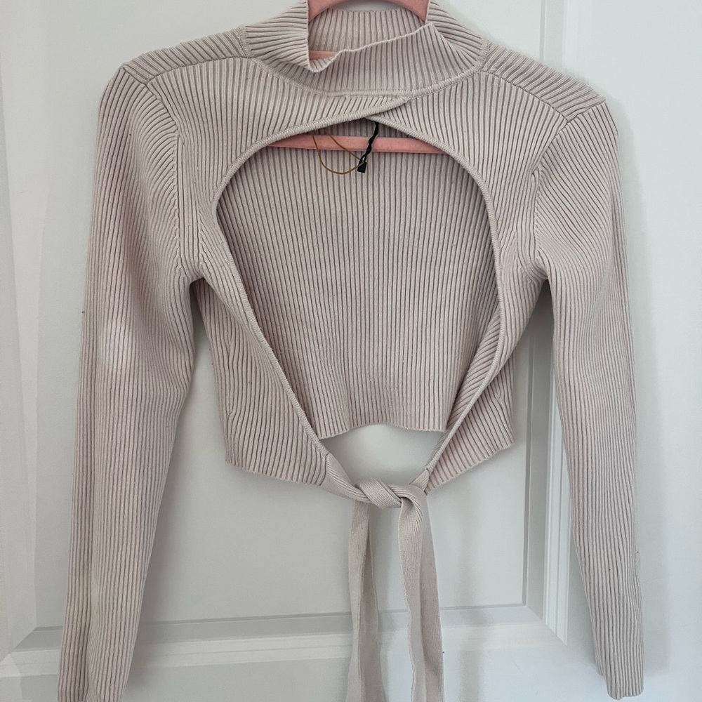 Zara Beige Ribbed Crop Top with Tie-Back - Picture 3 of 8